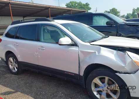 2014 Subaru Outback 2.5I Limited z USA, uszkodzony, nr VIN 4S4BRCKC6E3315281